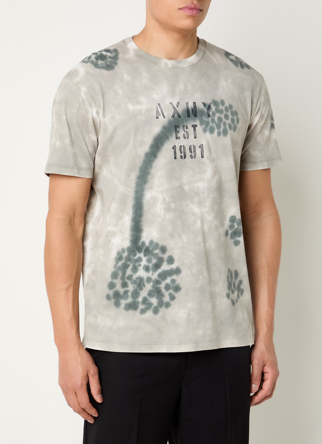 Armani T-shirt met logoprint en tie-dye dessin - detail lichtgrijs