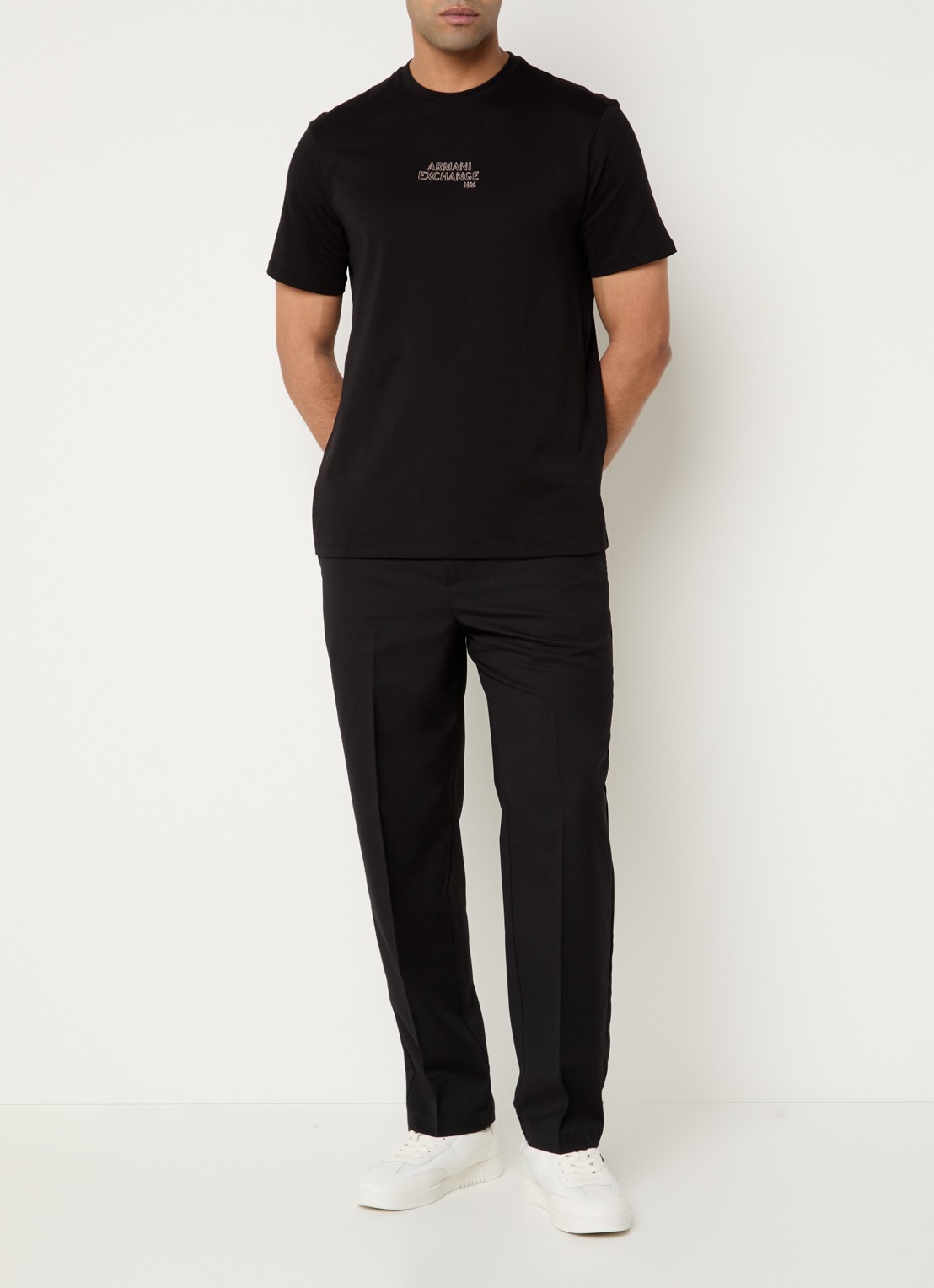 Armani T-shirt met logoprint - voorkant 2 zwart