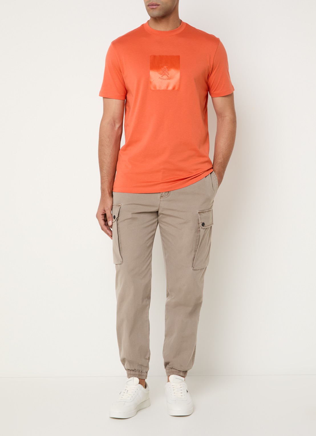 Armani T-shirt met logoprint - voorkant 3 orange