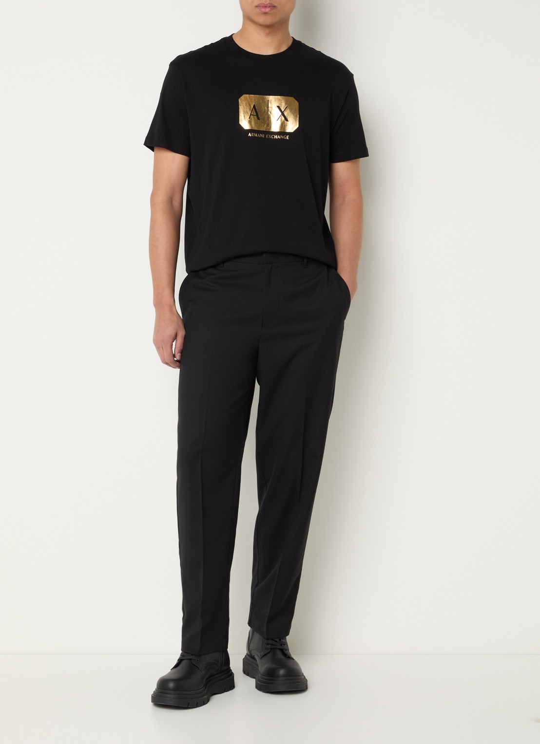 Armani T-shirt met logoprint - voorkant 2 zwart