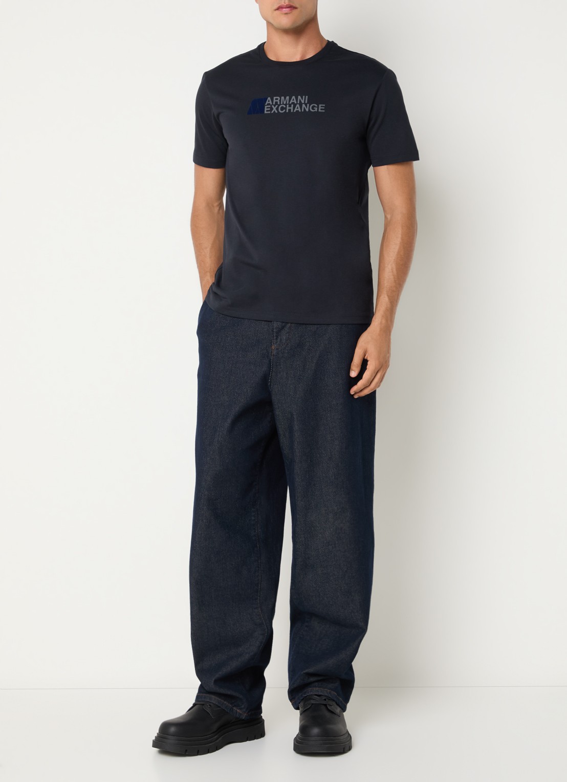 Armani T-shirt met logoprint - voorkant 3 donkerblauw