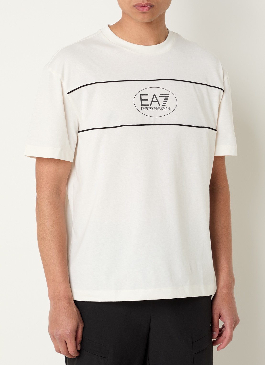 Armani T-shirt met logoprint - detail 4 gebroken wit