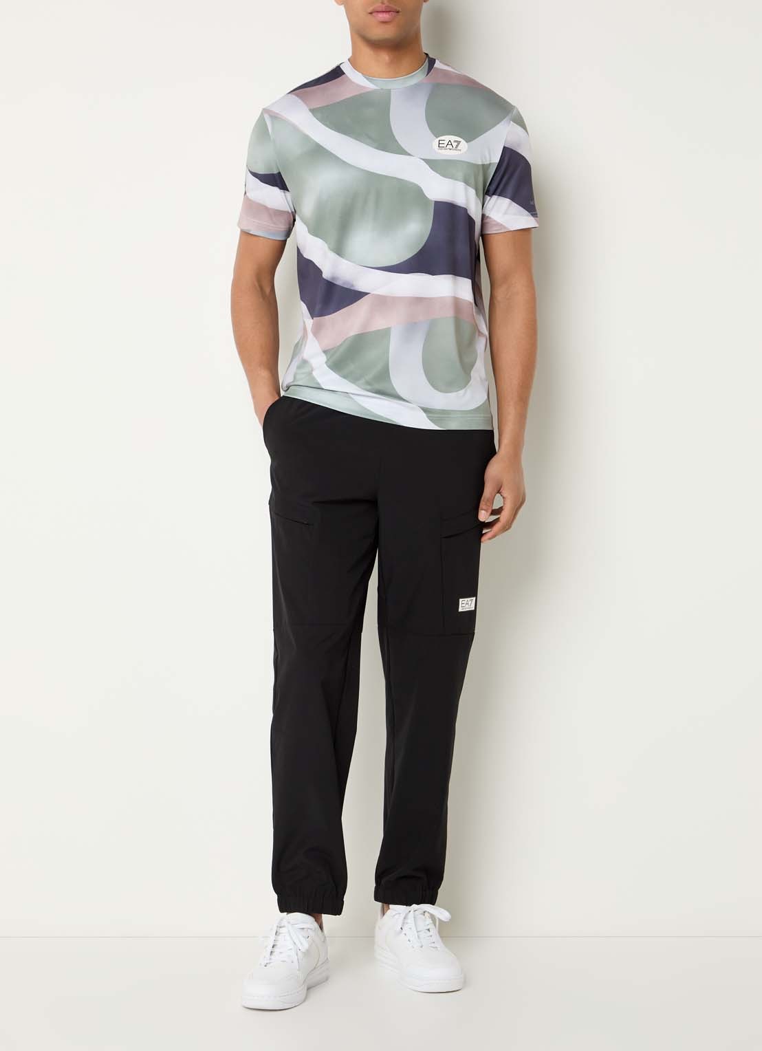 Armani T-shirt met logoprint - voorkant 2 groen
