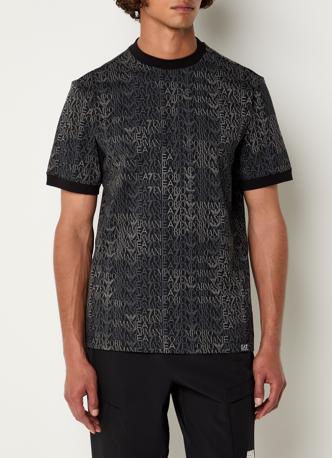 Armani T-shirt met logoprint - detail 4 zwart