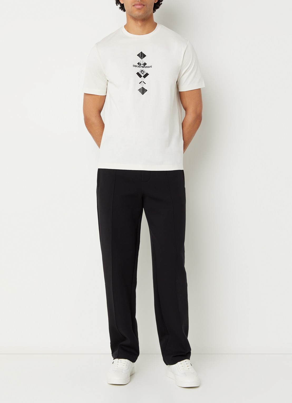 Armani T-shirt met logoprint - voorkant 2 wit