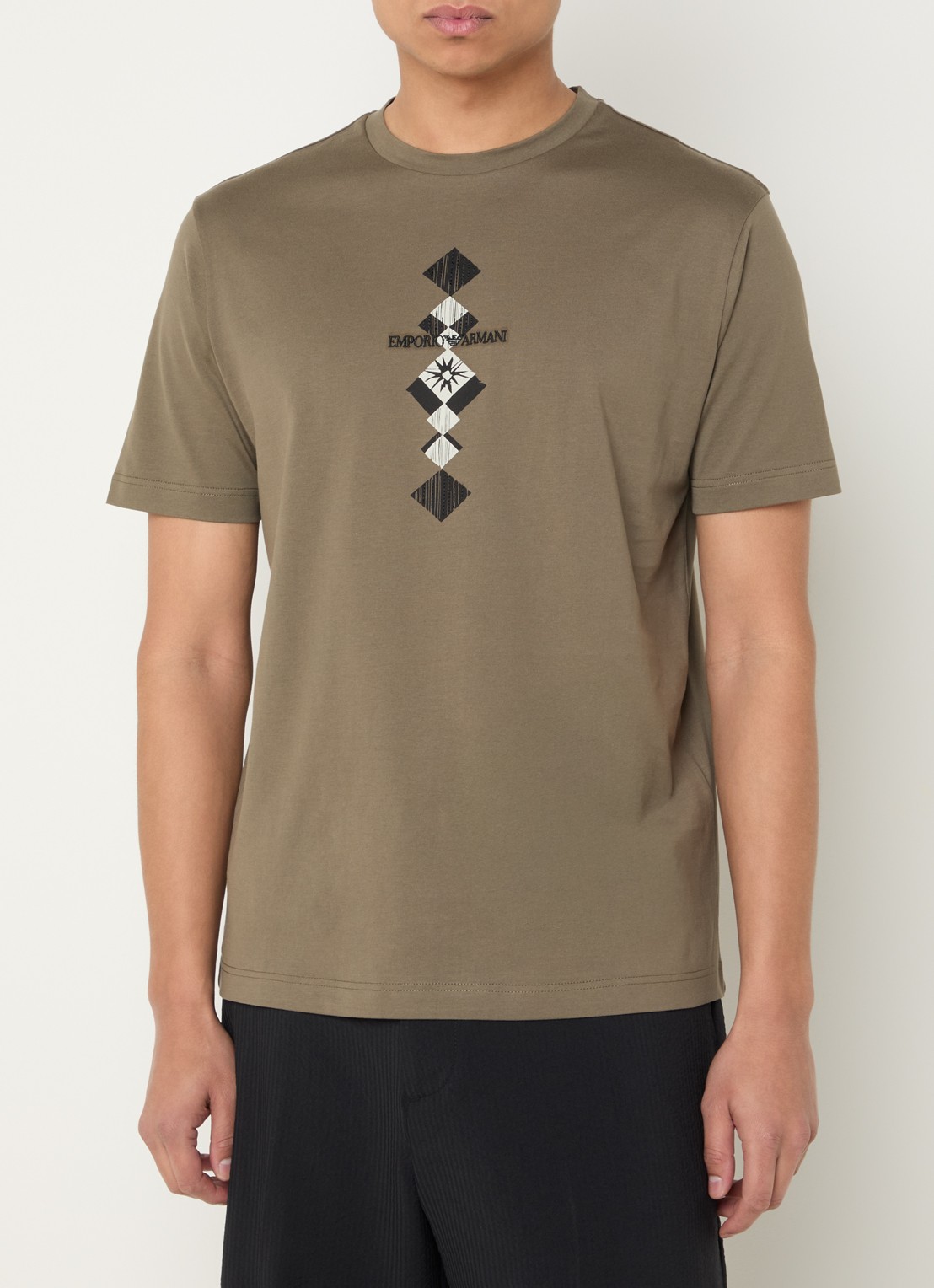 Armani T-shirt met logoprint - detail 4 zand