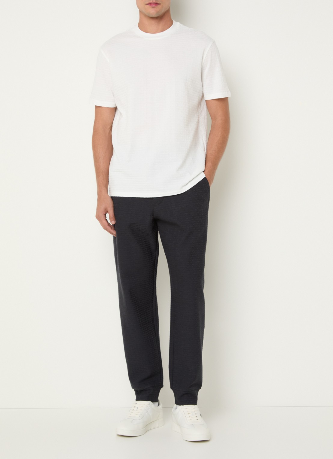 Armani T-shirt met logoprint - voorkant 2 wit