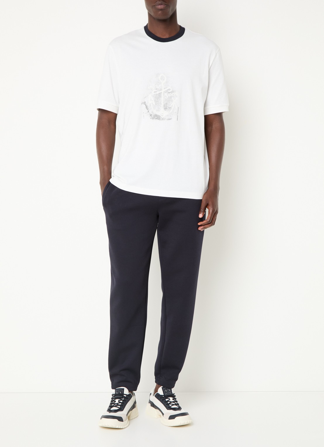 Armani T-shirt met print - voorkant 2 gebroken wit