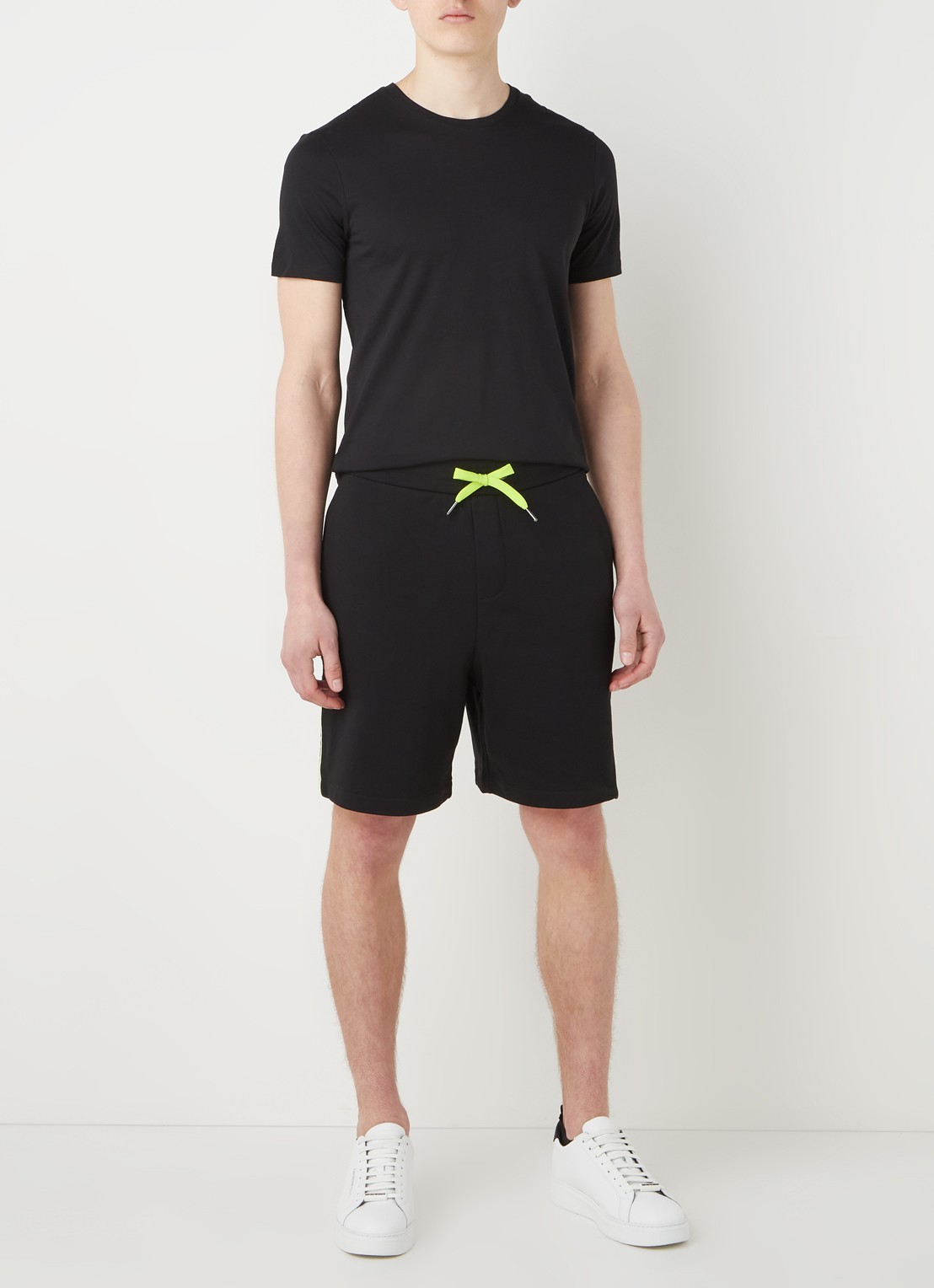 Armani T-shirt met ronde hals - voorkant 3 zwart