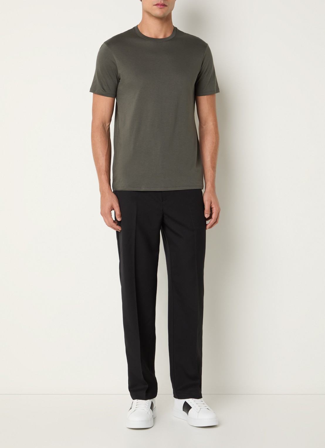 Armani T-shirt met ronde hals - voorkant 2 okergeel