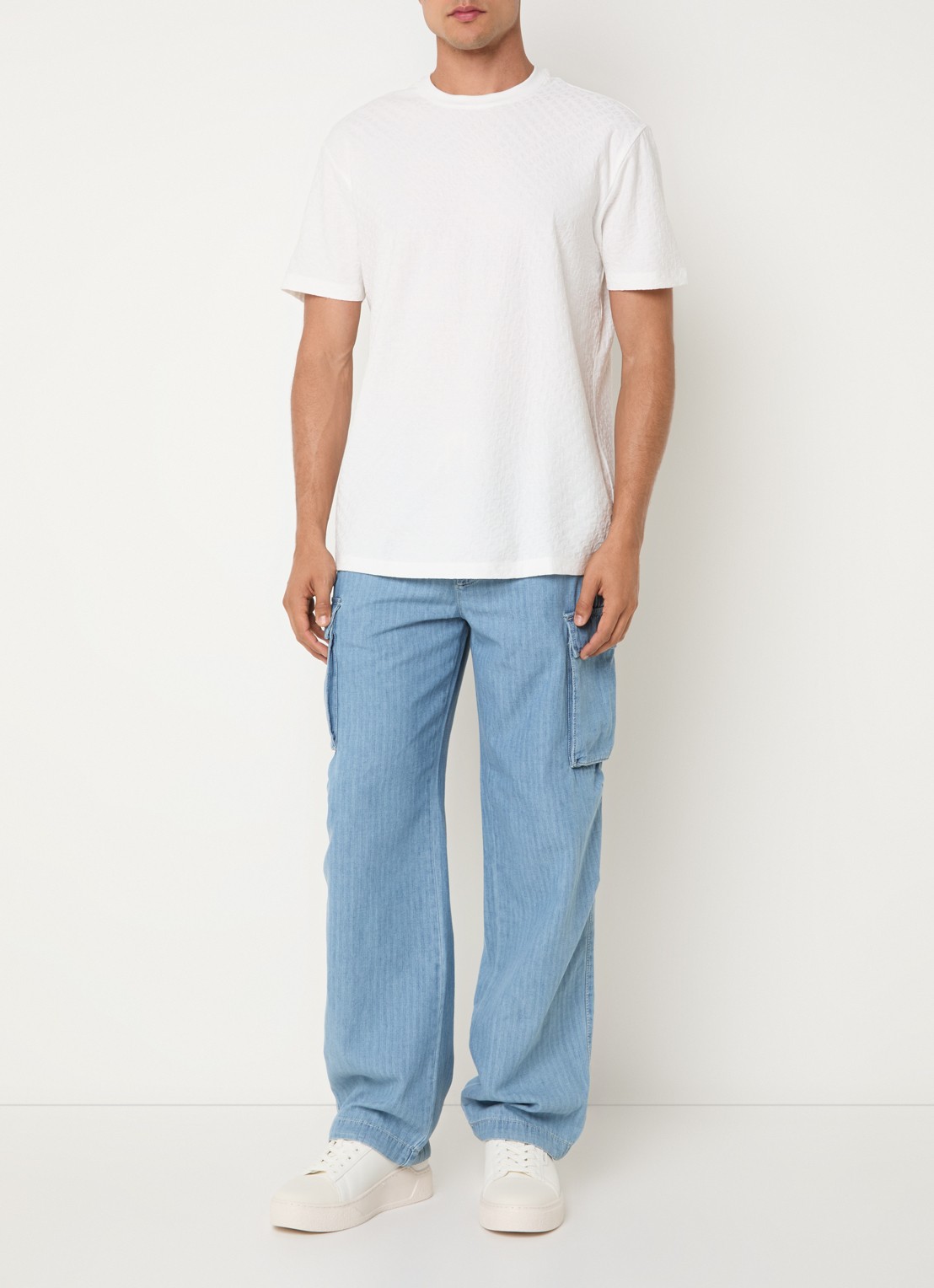 Armani T-shirt met structuur - voorkant 2 gebroken wit