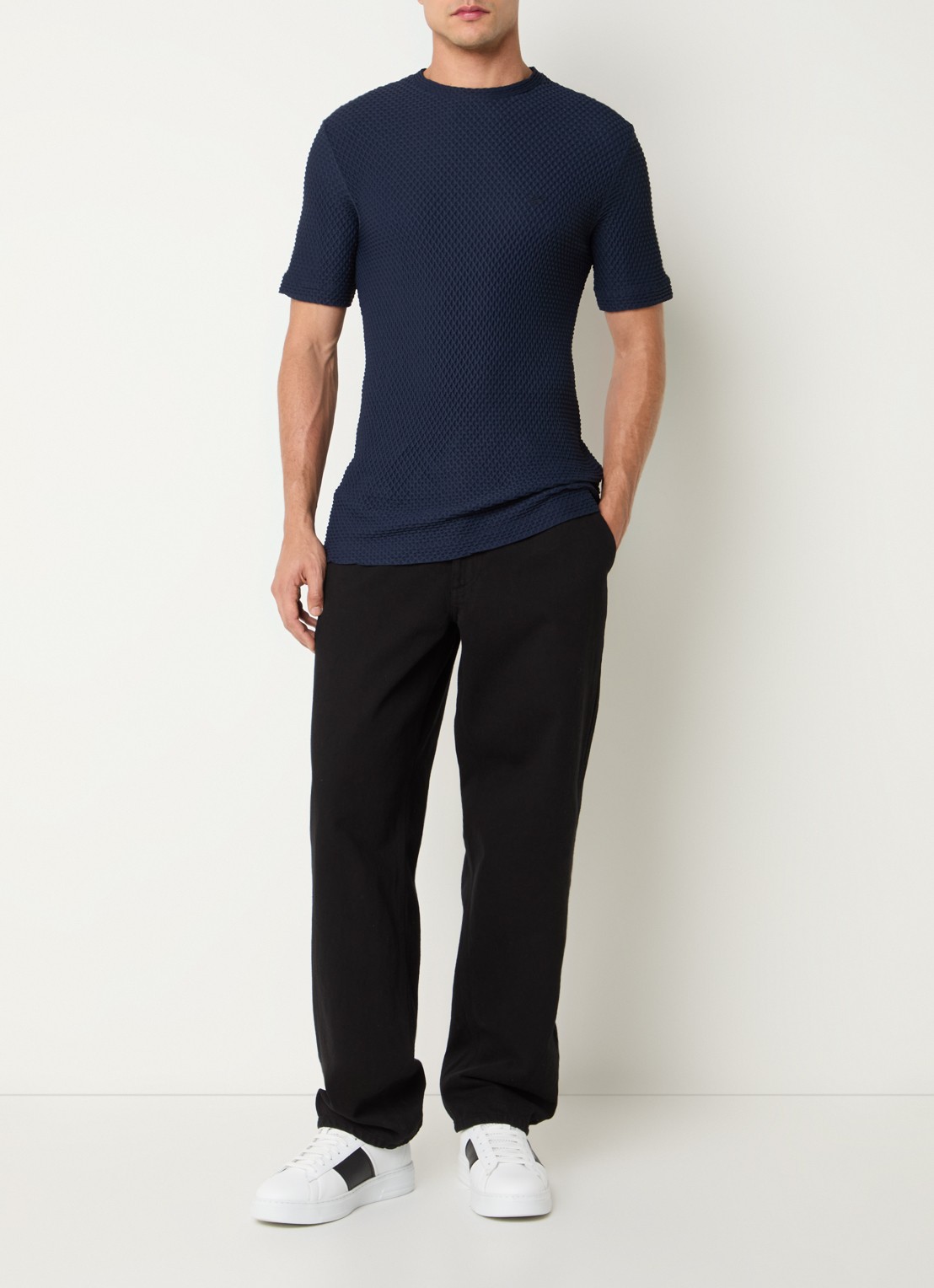 Armani T-shirt met structuur - voorkant 4 donkerblauw