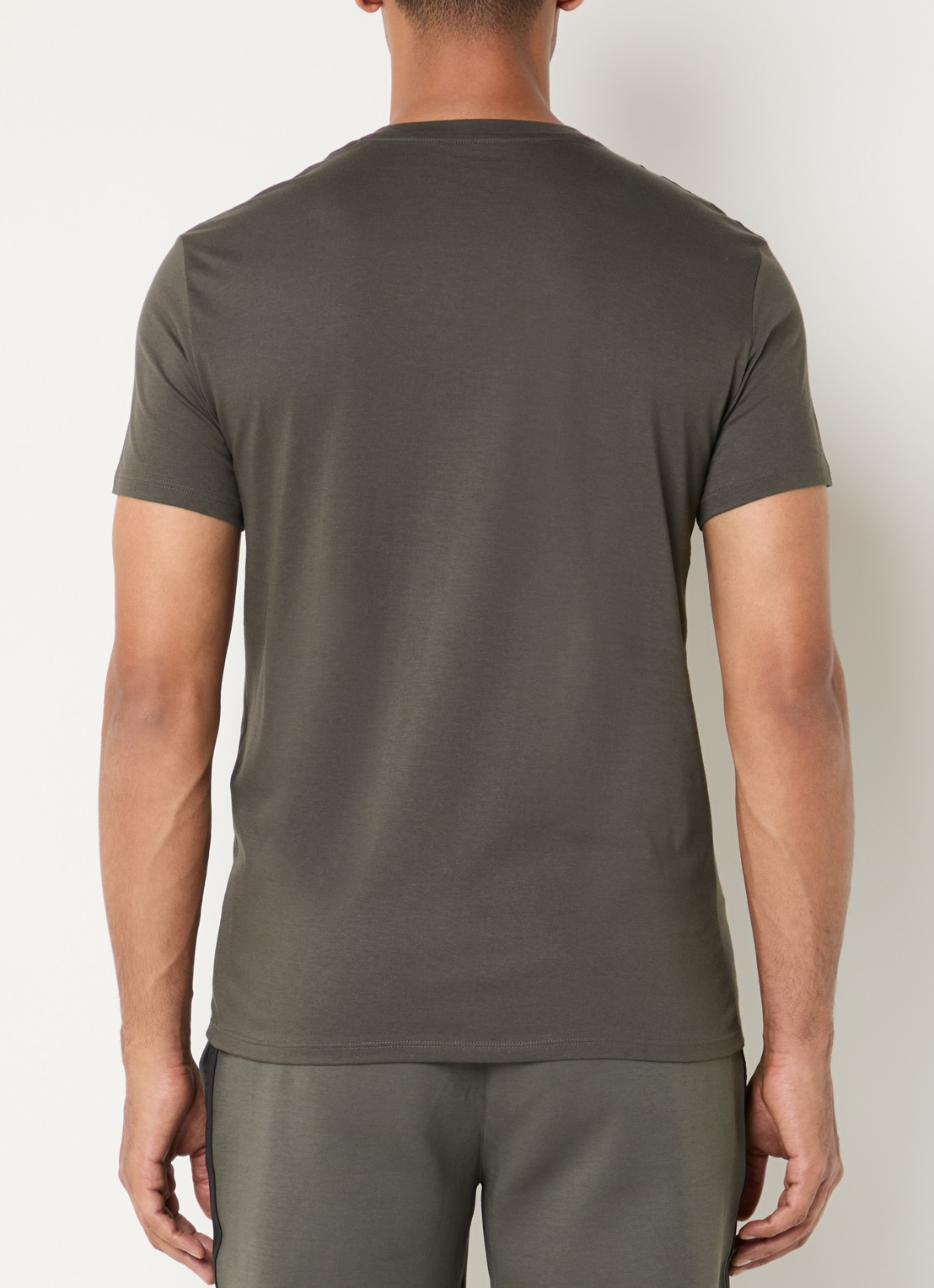 Armani T-shirt van pima katoen met V-hals - achterkant bronsgroen