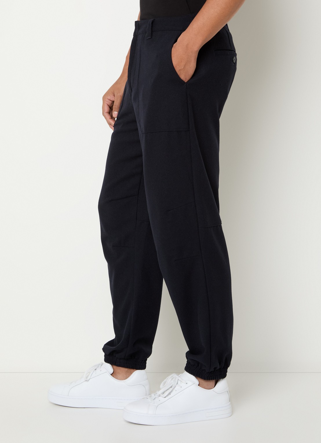 Armani Tapered fit broek in scheerwolblend met opgestikte zakken - detail 3 donkerblauw