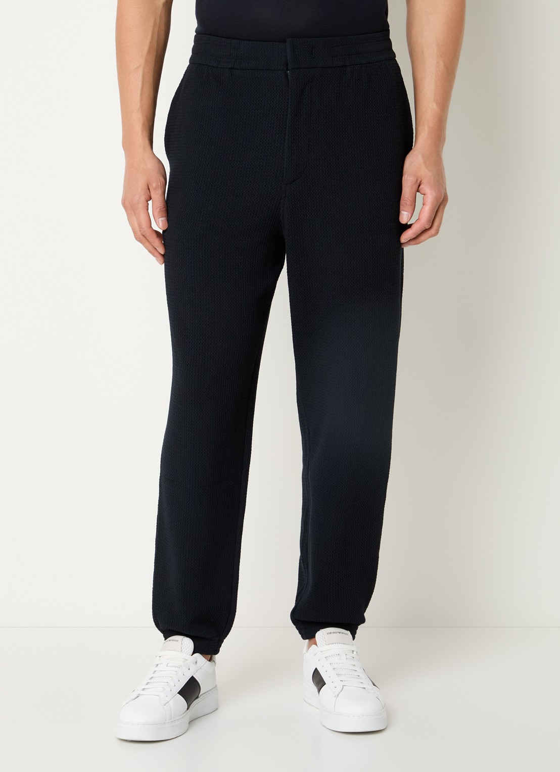 Armani Tapered fit broek met steekzakken en structuur - detail 4 donkerblauw