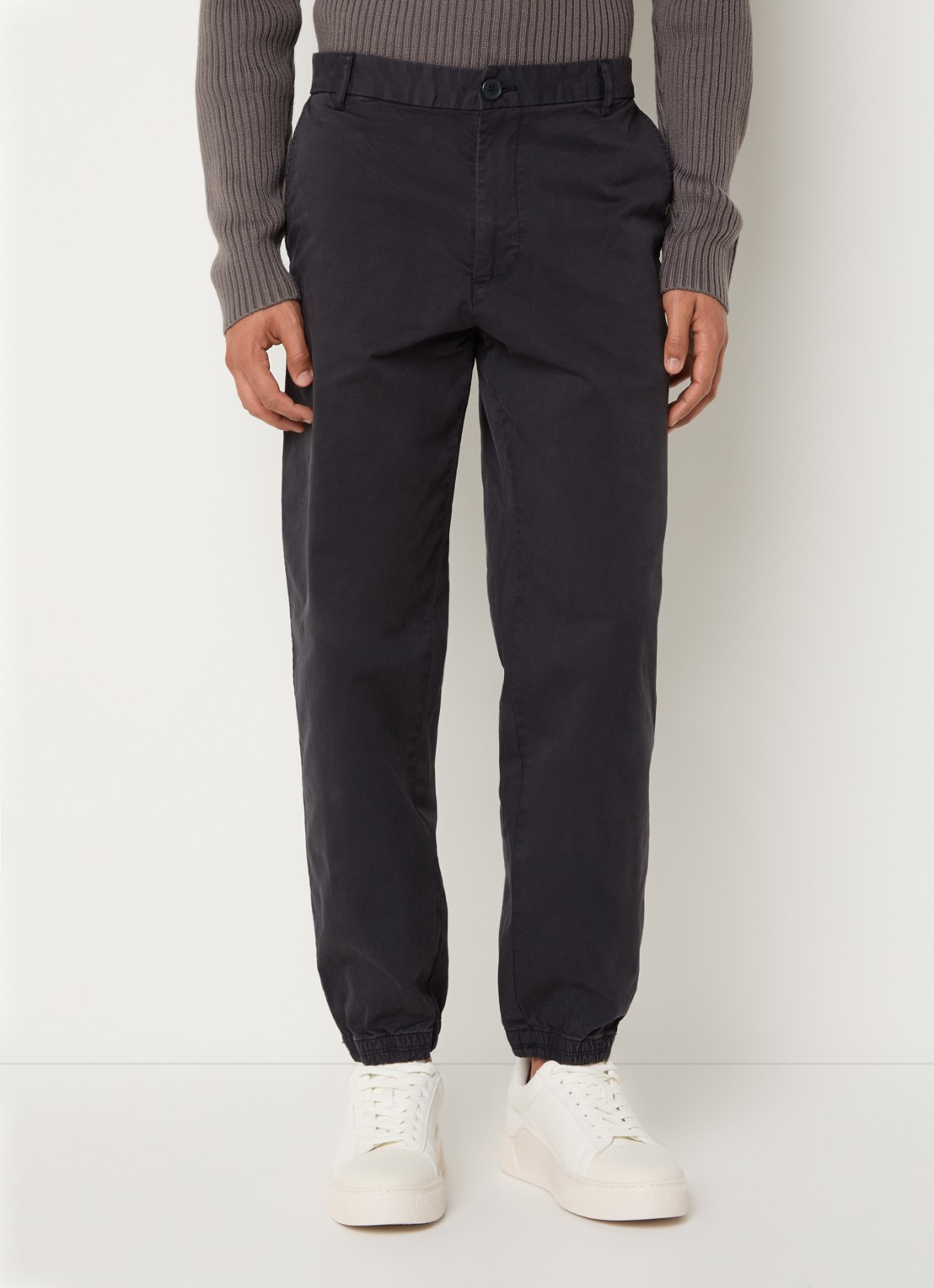 Armani Tapered fit broek met steekzakken - detail 4 donkerblauw