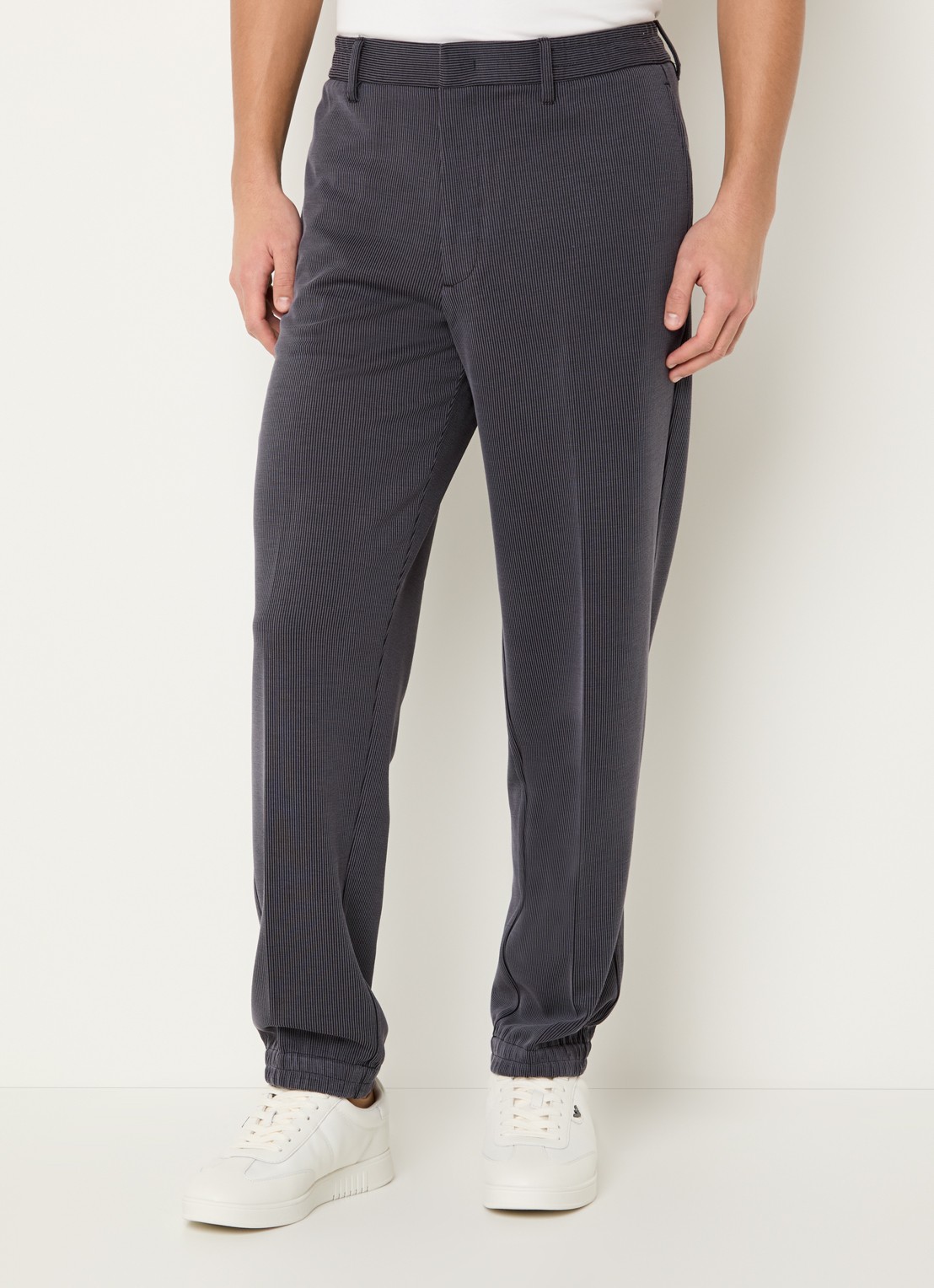 Armani Tapered fit broek met steekzakken - detail 2 donkergrijs