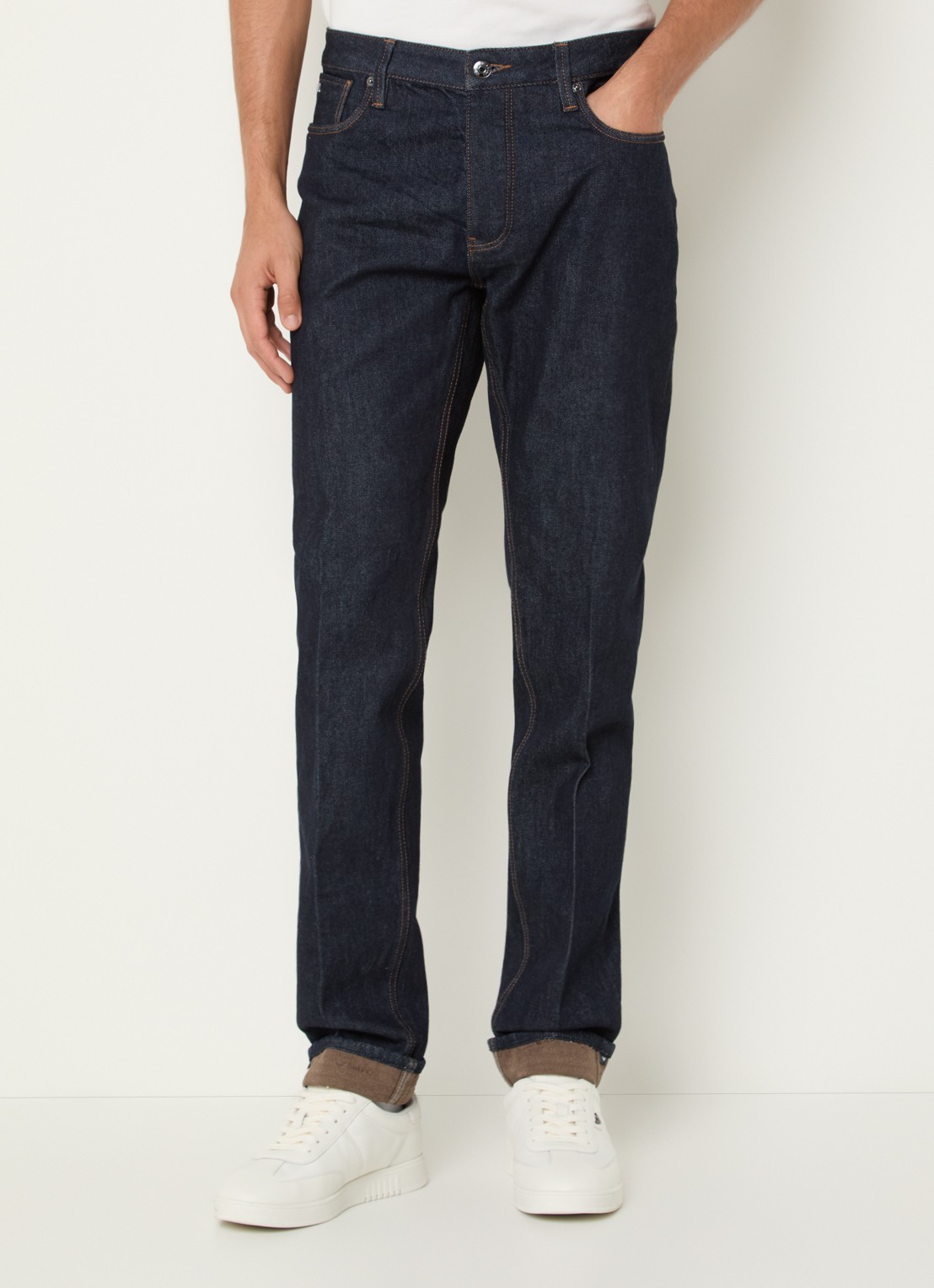 Armani Tapered fit jeans met donkere wassing - detail 3 indigo