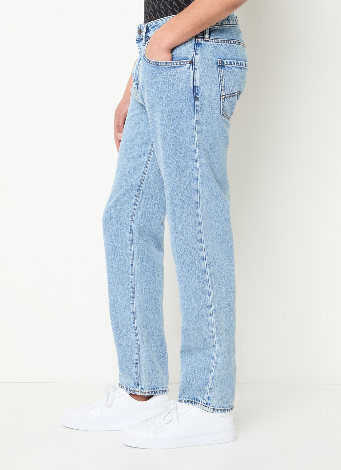 Armani Tapered fit jeans met steekzakken - detail 3 lichtblauw