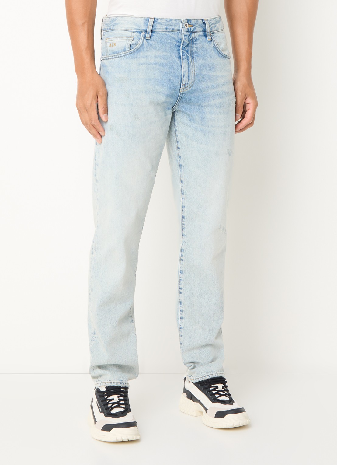 Armani Tapered fit jeans met steekzakken - detail blue denim
