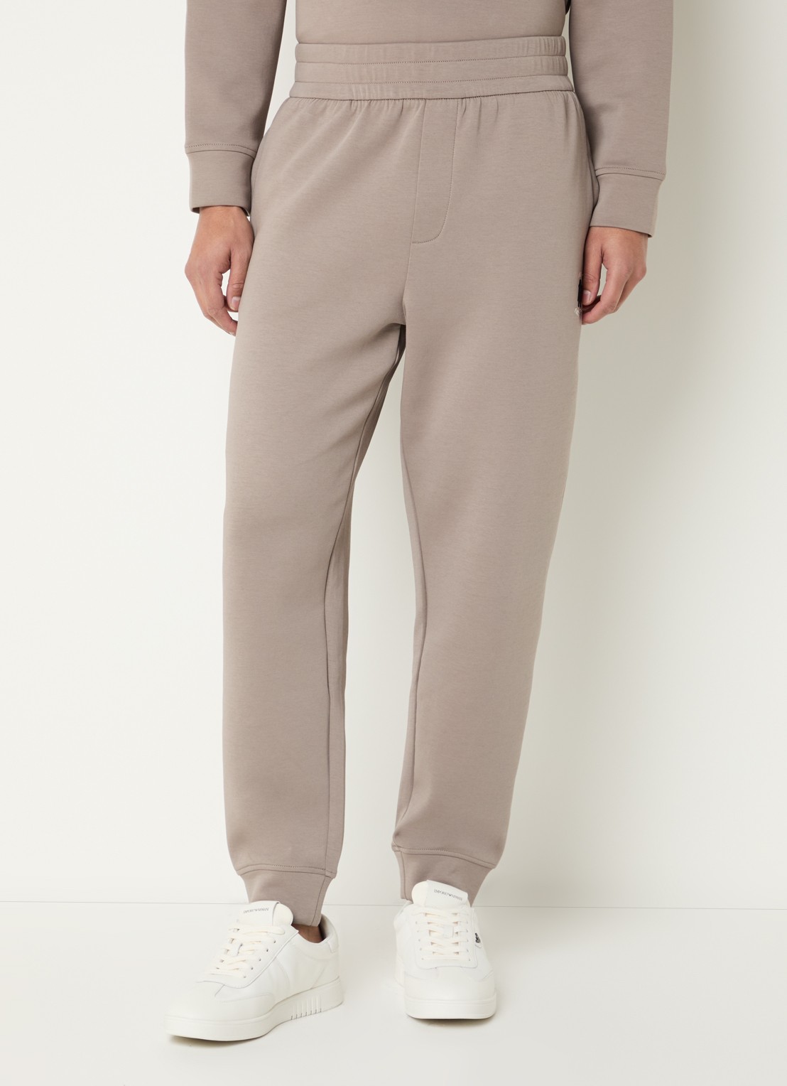 Armani Tapered fit joggingbroek met logo en steekzakken - detail 4 zand