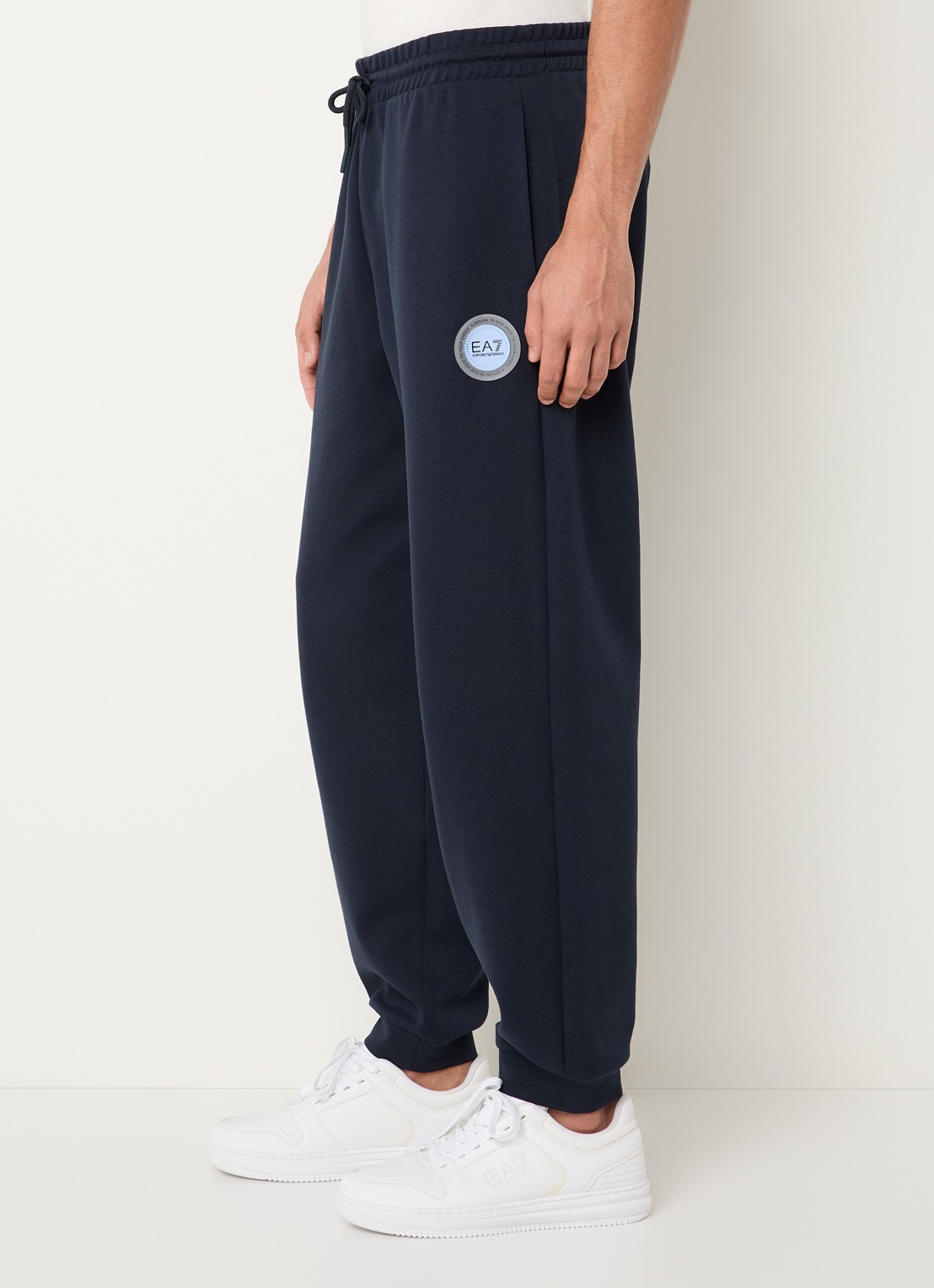 Armani Tapered fit joggingbroek met logo en steekzakken - detail 3 donkerblauw