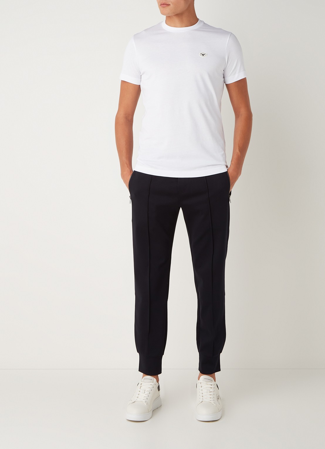 Armani Tapered fit joggingbroek met persplooi - voorkant 4 donkerblauw
