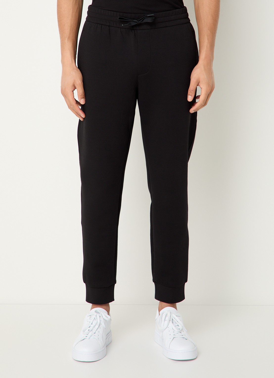 Armani Tapered fit joggingbroek met steekzakken - detail zwart