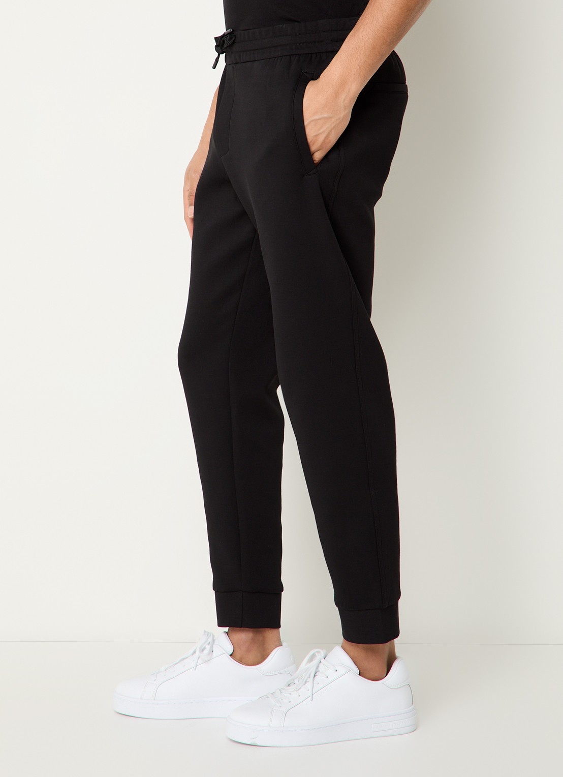 Armani Tapered fit joggingbroek met steekzakken - detail 2 zwart