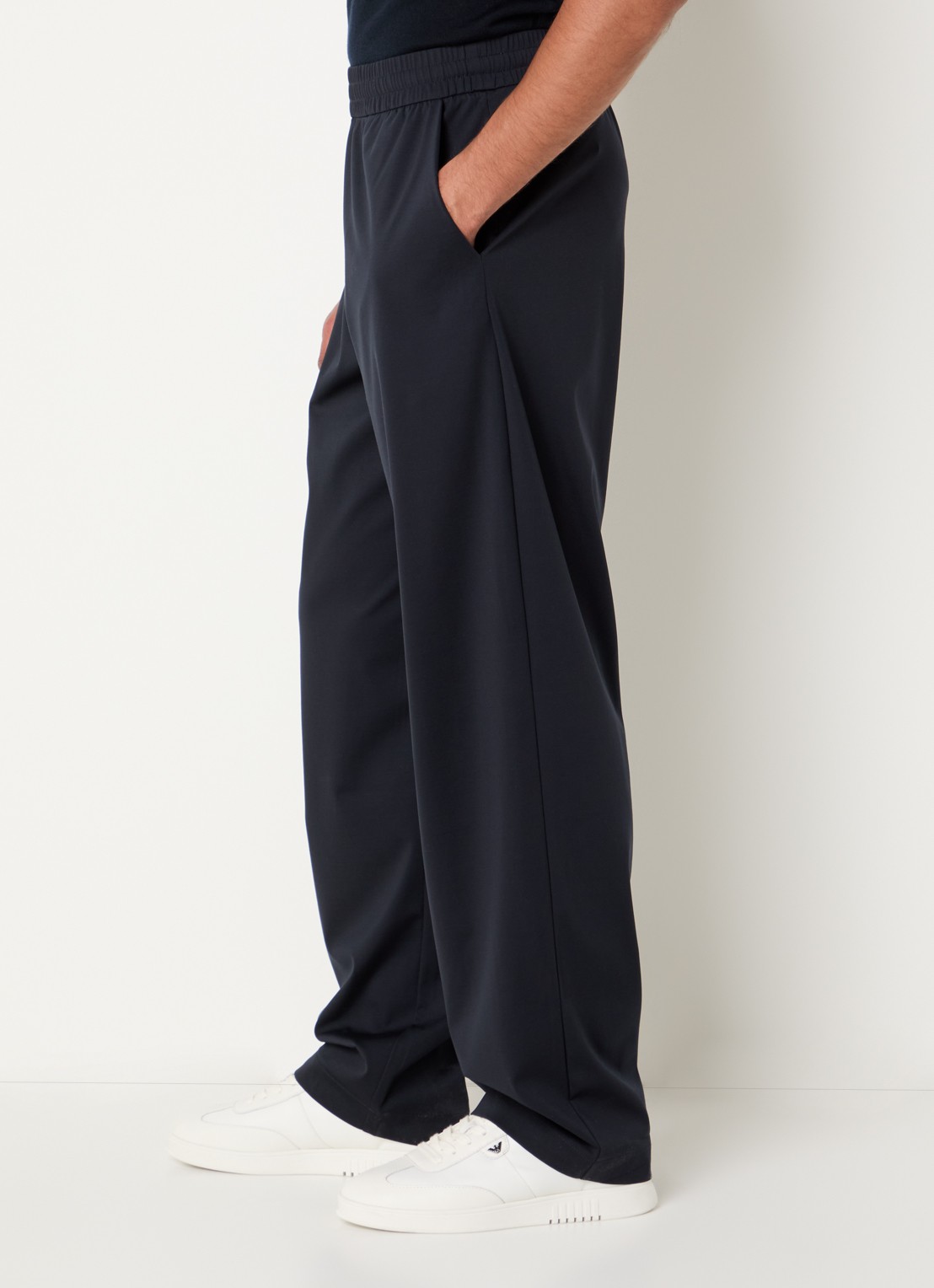 Armani Tapered fit joggingbroek met steekzakken - detail 2 donkerblauw