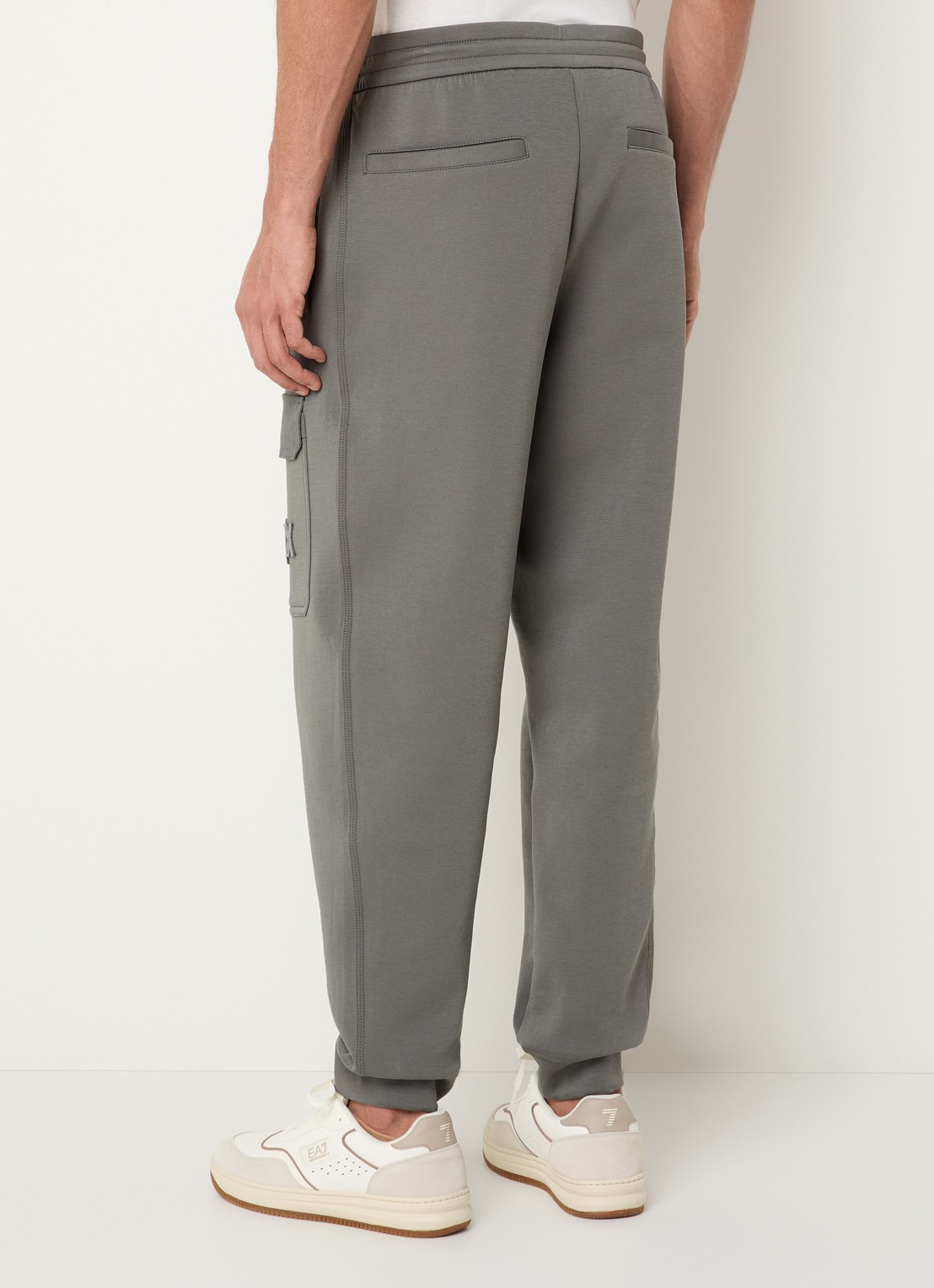 Armani Tapered fit joggingsbroek met logo - achterkant donkergrijs