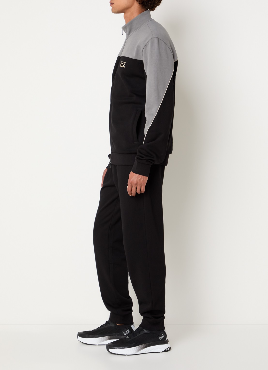 Armani Trainingspak in katoenblend met logo - voorkant 3 zwart