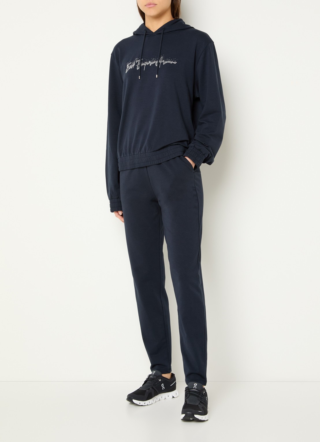 Armani Trainingspak met logo en strass - detail 4 donkerblauw