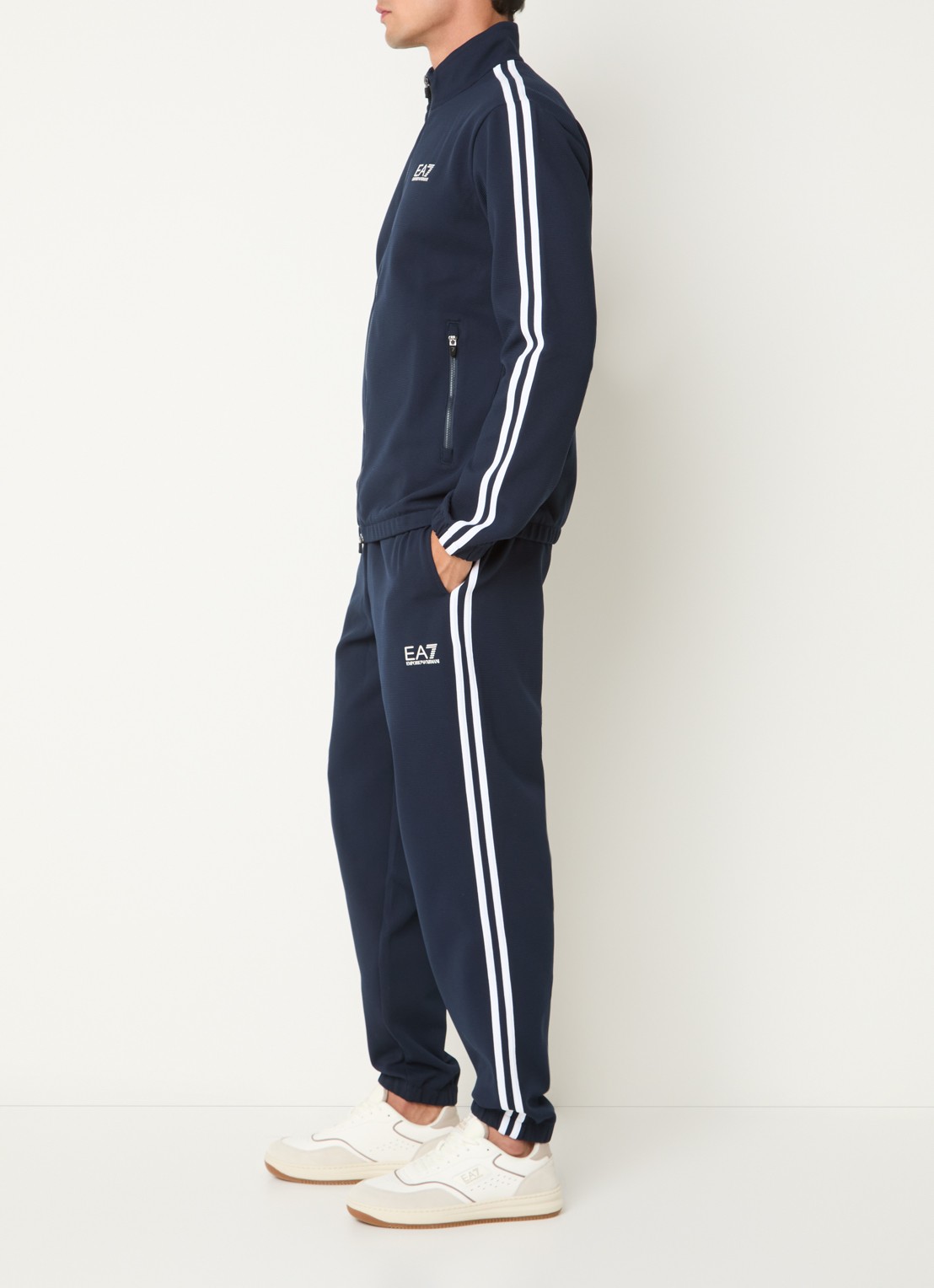 Armani Trainingspak met logo - voorkant 2 donkerblauw