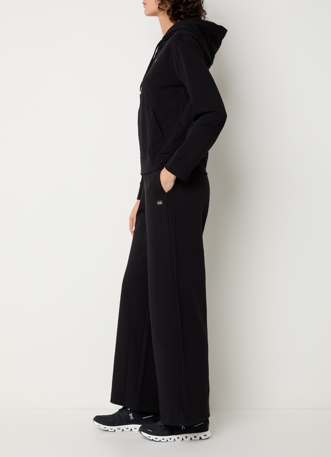 Armani Trainingspak met logo - voorkant 2 zwart