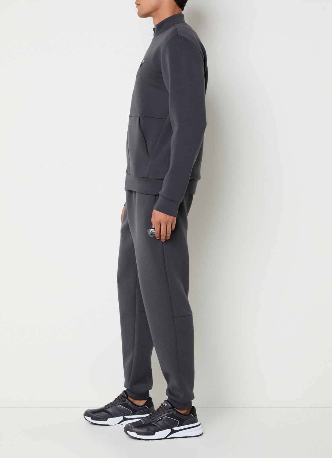 Armani Trainingspak met steekzakken en logo - voorkant 2 antraciet