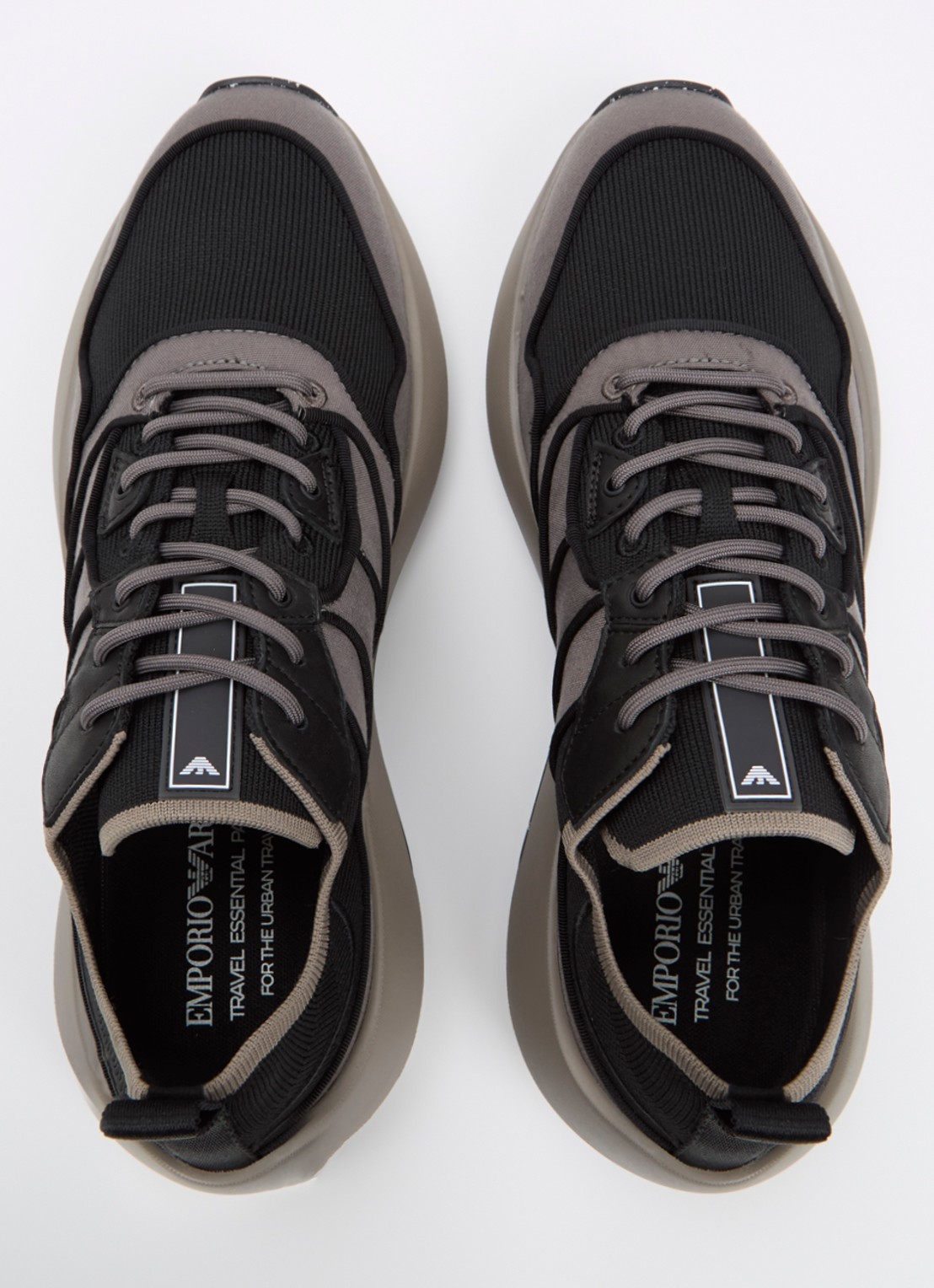 Armani Travel Essentials sneaker met leren details - detail 4 donkergrijs