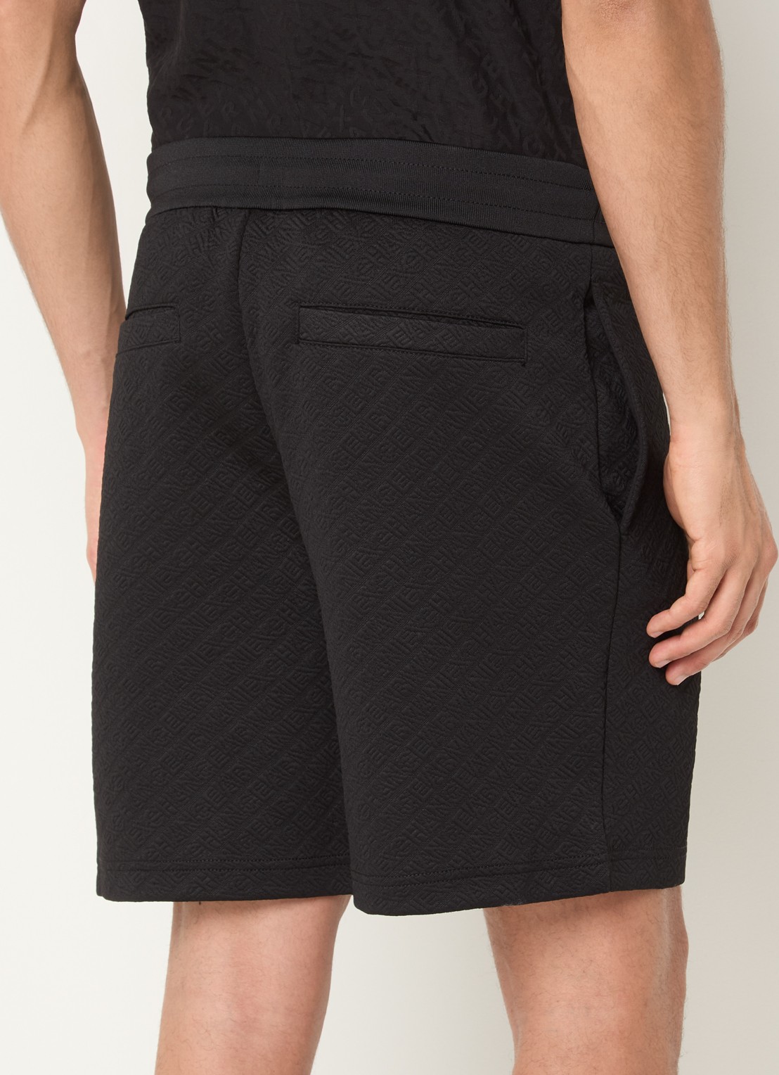 Armani Wide fit korte broek met steekzakken en structuur - achterkant 3 zwart
