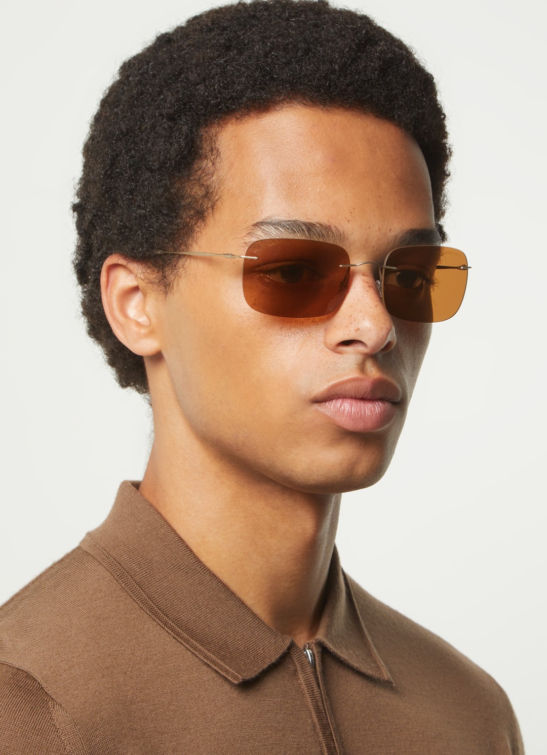 Armani Zonnebril AR1512M - voorkant 2 goud