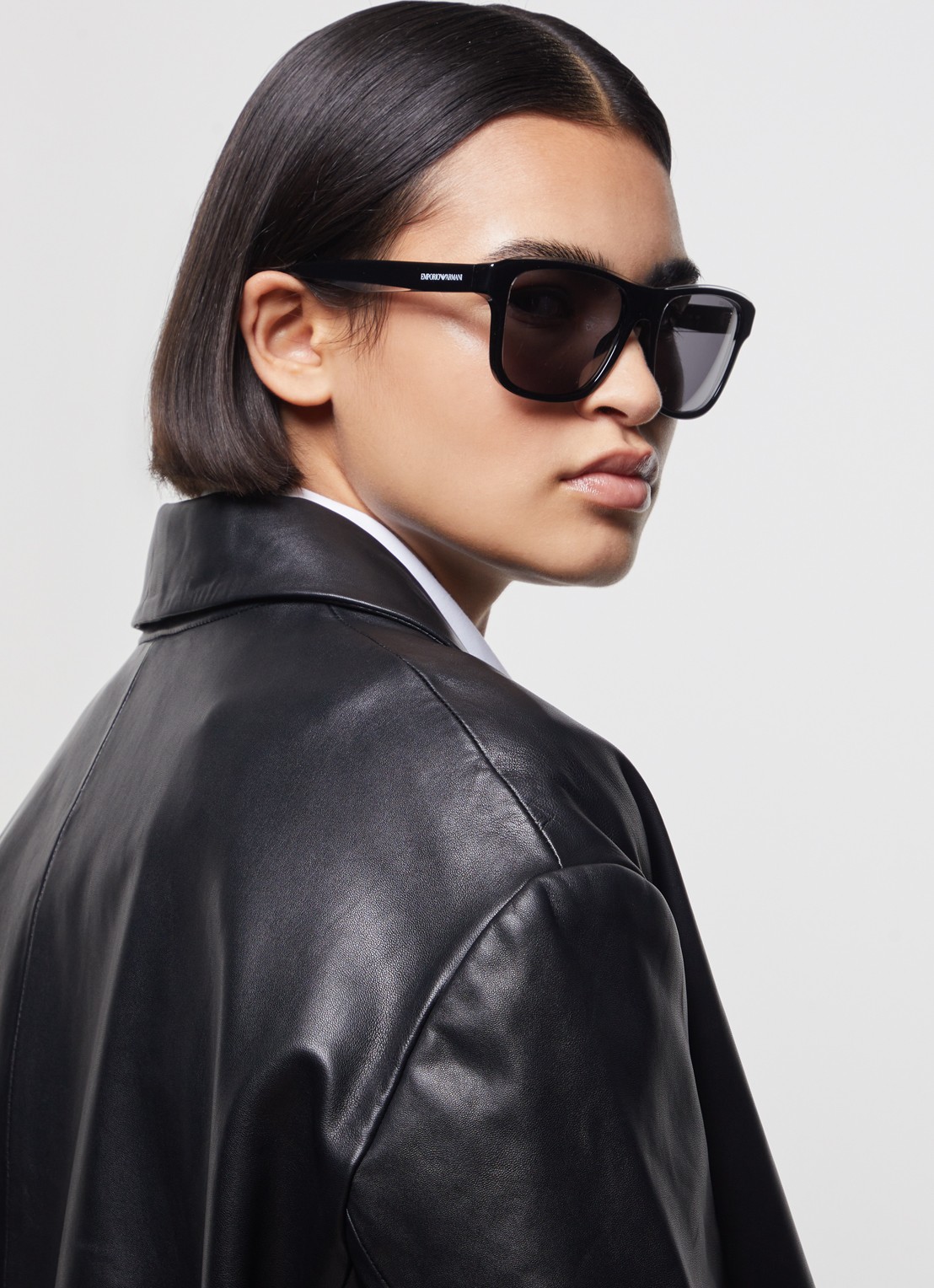 Armani Zonnebril gepolariseerd EA4208 - voorkant 2 zwart