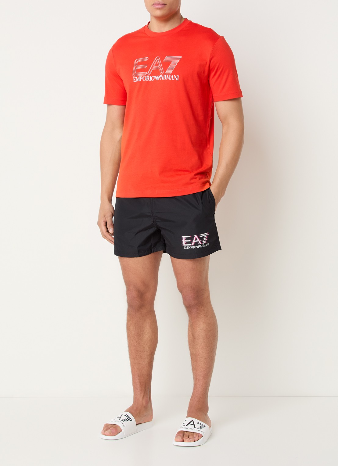 Armani Zwemshorts met logo en steekzakken - voorkant 2 zwart