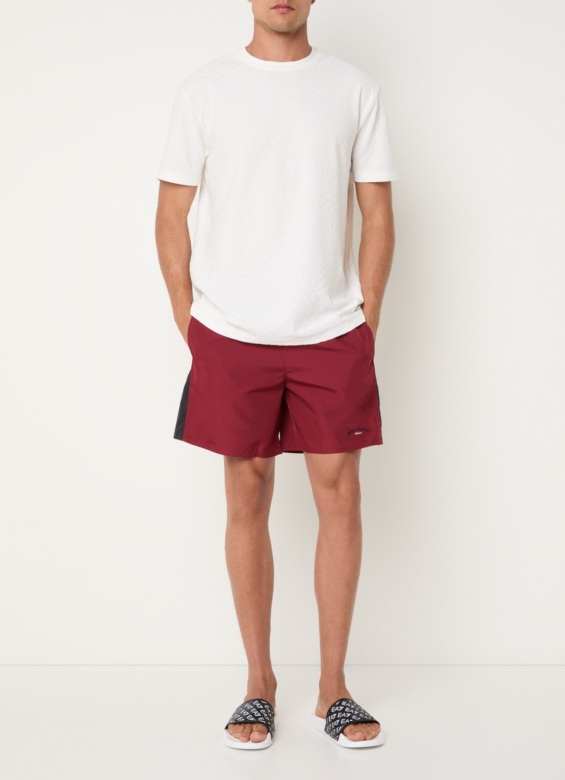 Armani Zwemshorts met logoborduring - voorkant 4 donkerrood