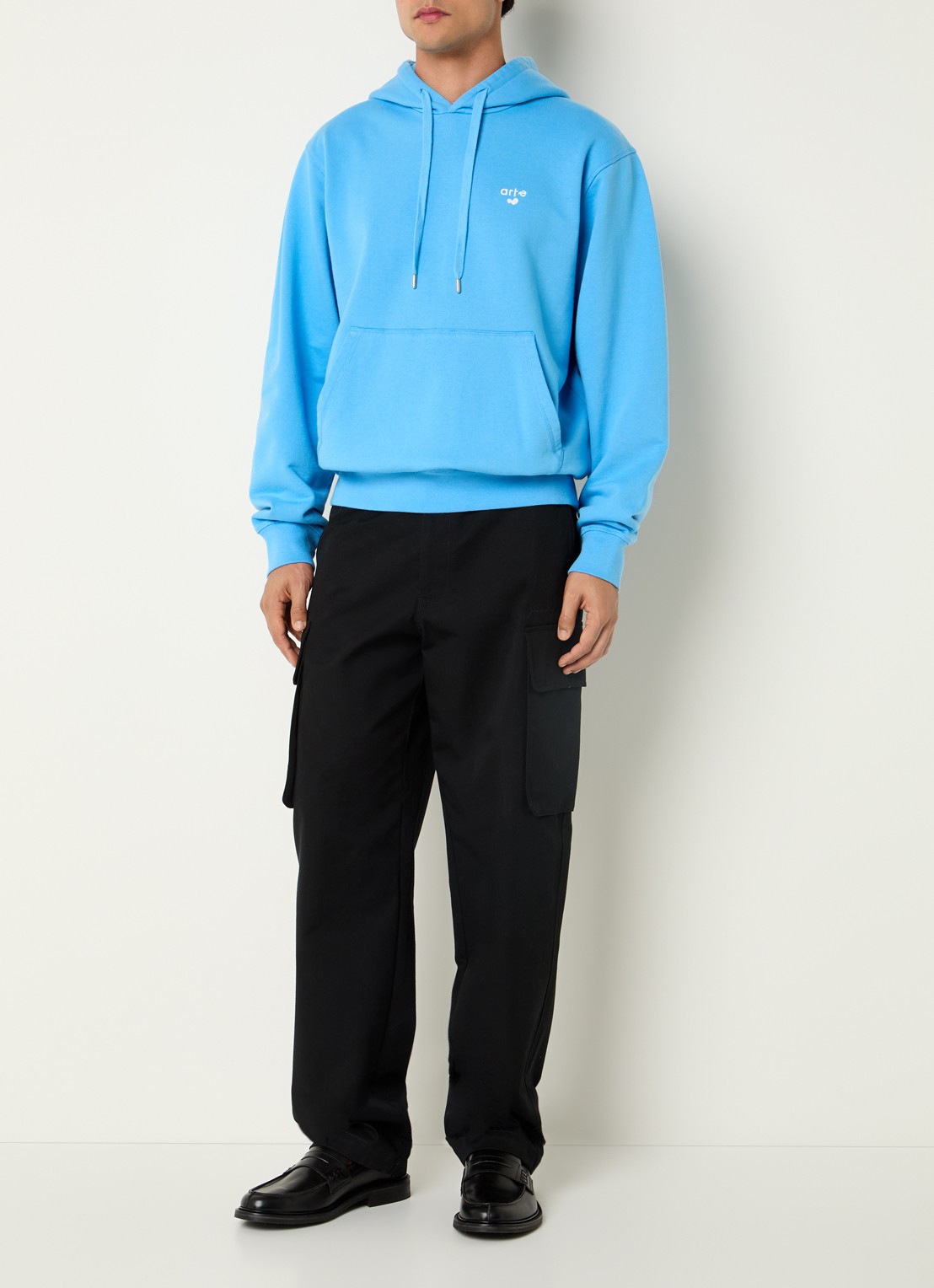 Arte Antwerp Heart hoodie met logo - voorkant 2 blauwgrijs