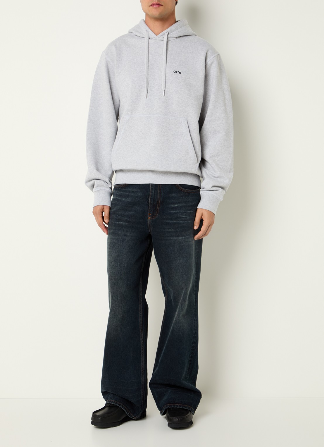 Arte Antwerp Hoodie met logo- en backprint - voorkant 4 grijsmele