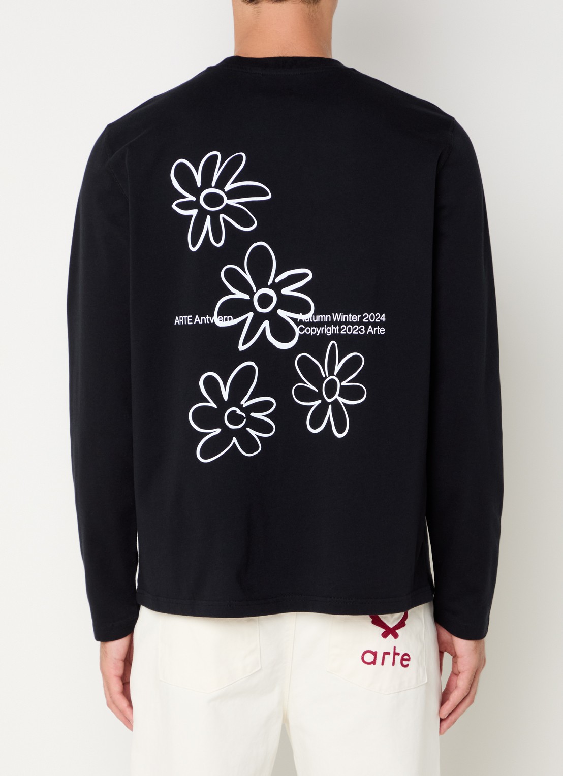 Arte Antwerp Longsleeve met front- en backprint - detail 4 zwart