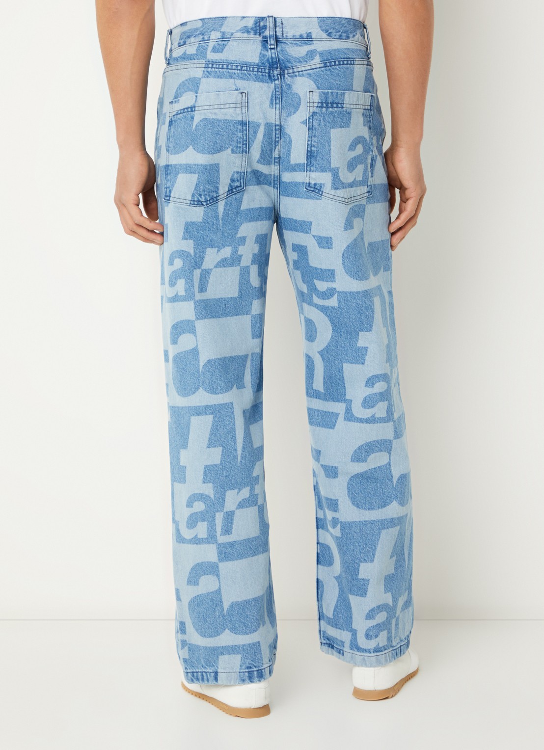 Arte Antwerp Straight fit jeans met gekleurde wassing en logoprint - achterkant indigo