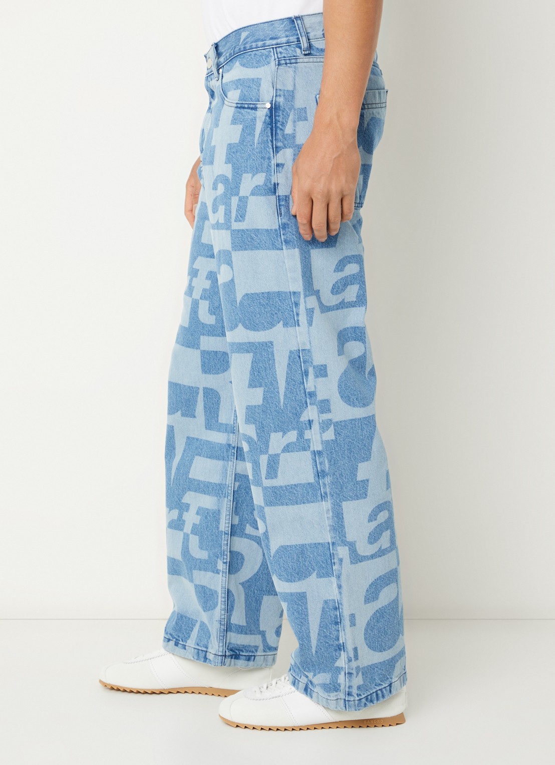 Arte Antwerp Straight fit jeans met gekleurde wassing en logoprint - detail 3 indigo