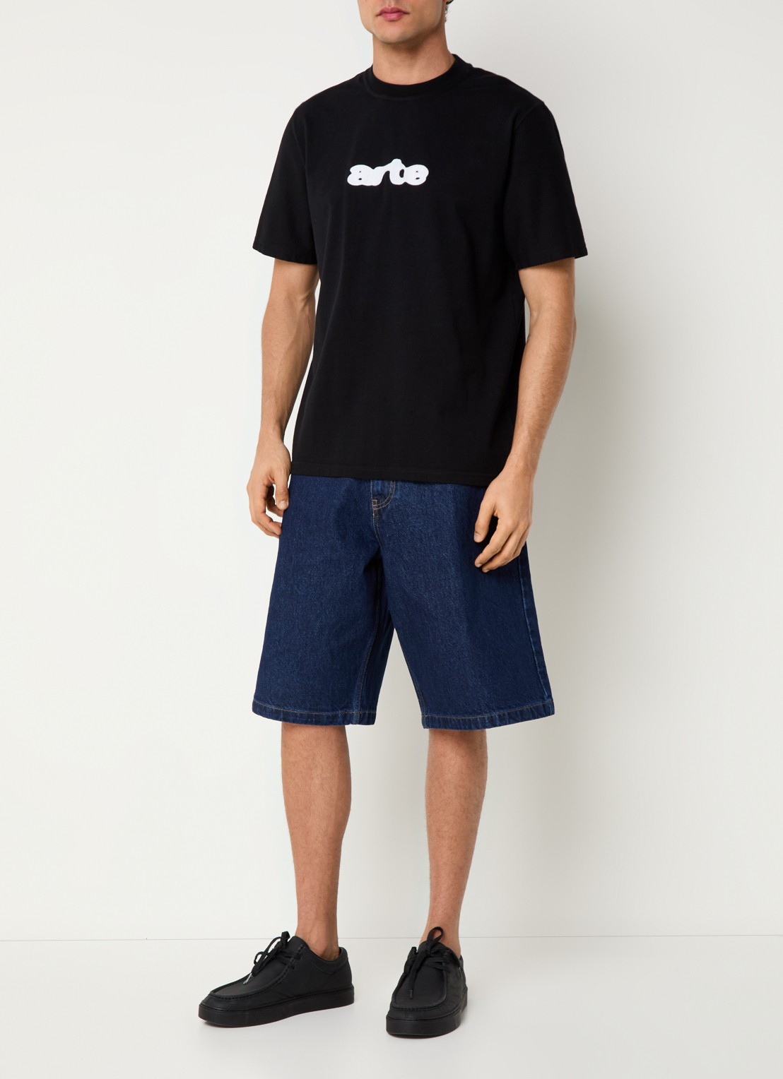 Arte Antwerp Straight fit korte broek van denim met donkere wassing - voorkant 4 indigo