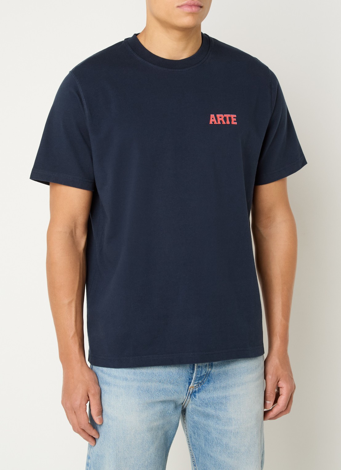 Arte Antwerp T-shirt met logo- en backprint - achterkant donkerblauw