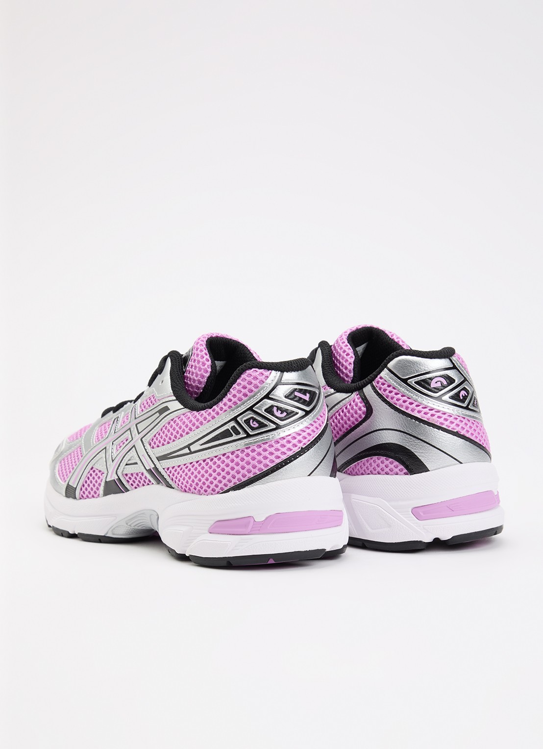 ASICS Gel-1130 sneaker met mesh details - achterkant 4 lavendel